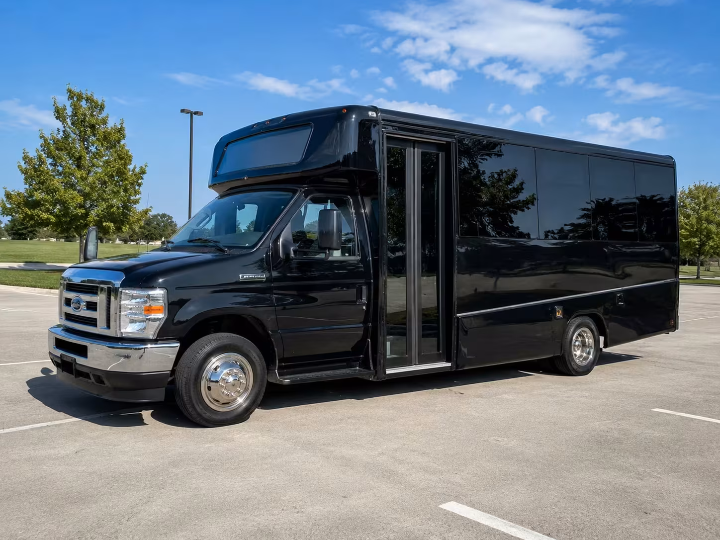 15 passenger minibus