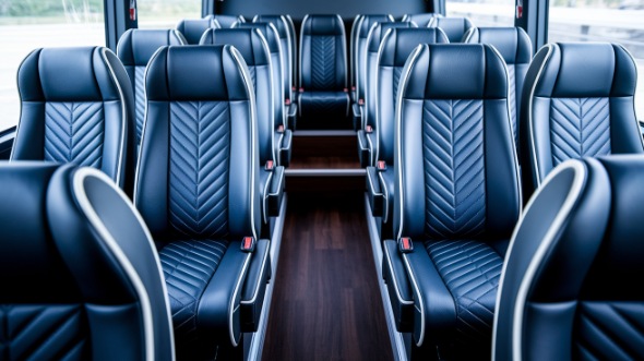omaha 18 passenger minibus rental